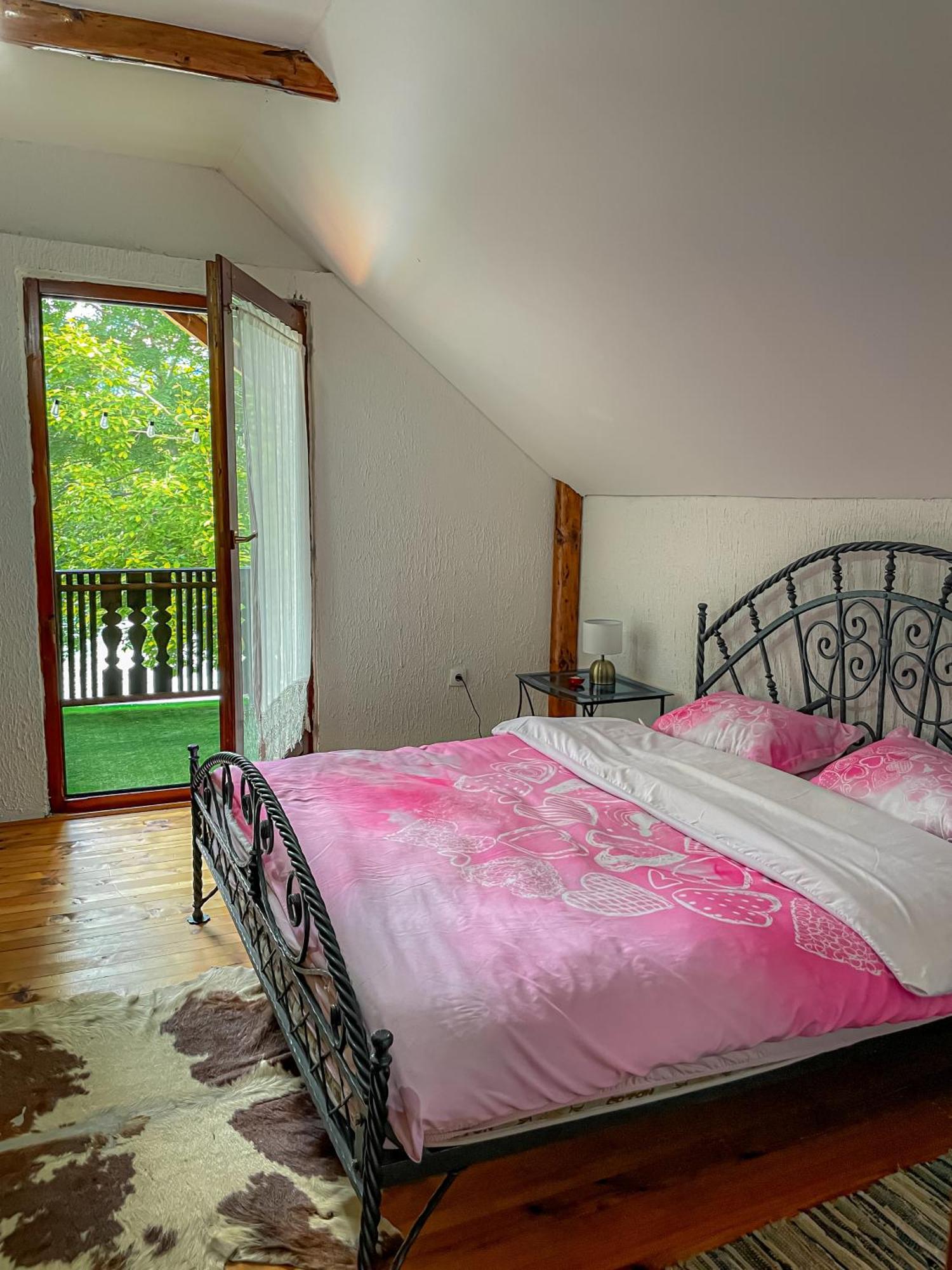 Holiday Home Iman Ripac Bagian luar foto